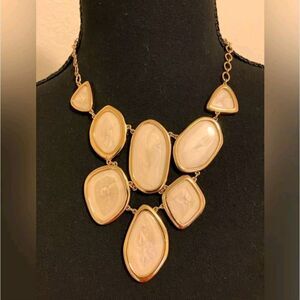 VTG Stella & Dot Enamel Statement Necklace 17” Gold Tone & Ivory